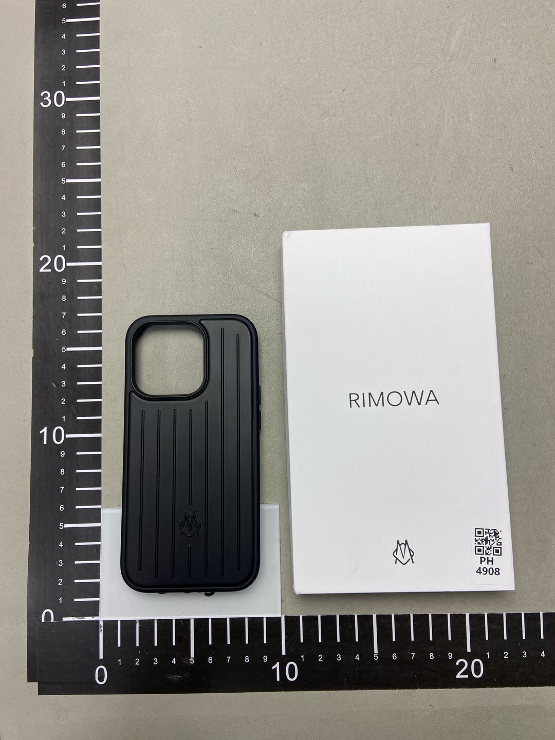 黑色（16系列的带磁吸）