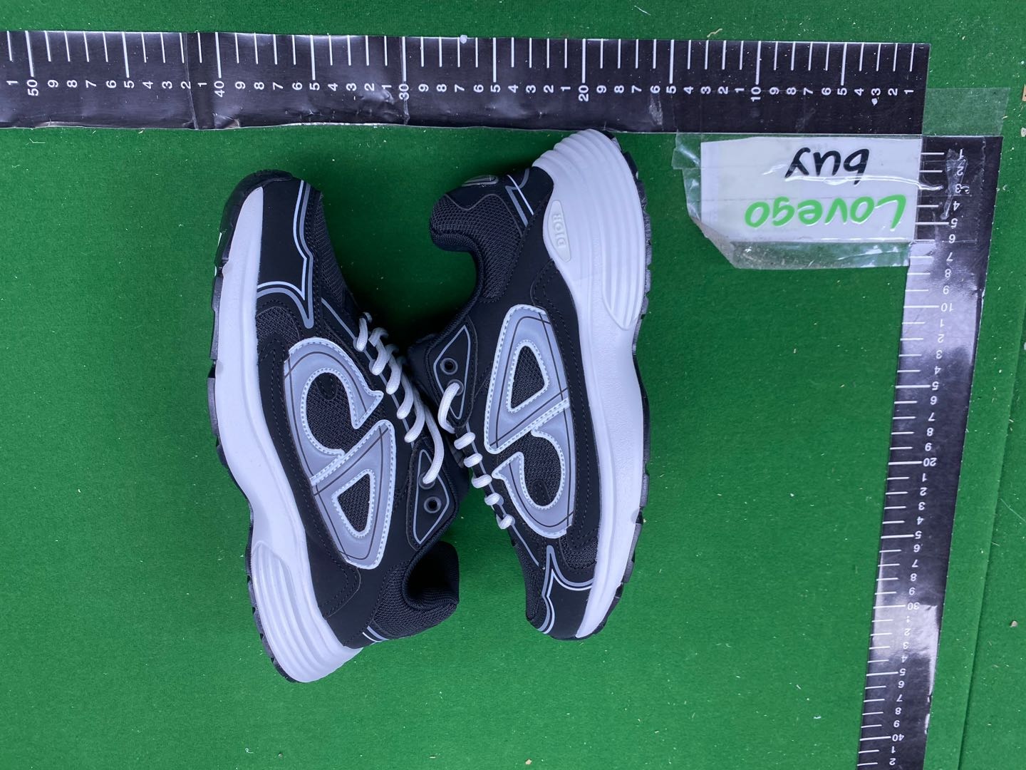 B30黑白
